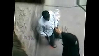 Hot Pakistani aunty in action, latest release.