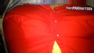 Big ass desi bhabhi gets her thukai in this porn video.