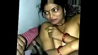 Asha auntie and Rakeshbhai having hot sex, free Asian porn videos on Xvideos.