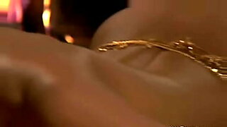 Beautiful Indian woman gives great blow job and then enjoys hot sex.