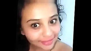 Beautiful Anjali's selfie video shows her enjoying alone and with others.
