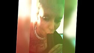 Debbiecakesxxxx gives her bestdick friend head for his birthday while d.