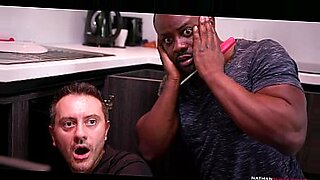 Big Butt Milf Vittoria Dolce cheats on her husband with 2 hung plumbers