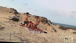Fui à praia com meu mano Dluquinha e encontramos a Pitchusca e a Dbabygirl1