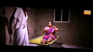 Hot sex with village girl’s auntie
