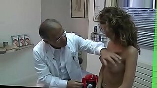 Beautiful Indian woman sucks and fucks