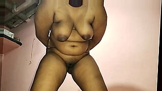 Indian doctor seduces patient for some sex.