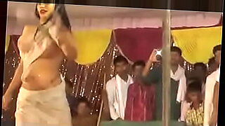 Naked mujra for all fans.