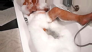 Sexy Bath time