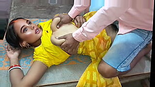 MILF bhabhi and her stepsister have hot threesome sex.