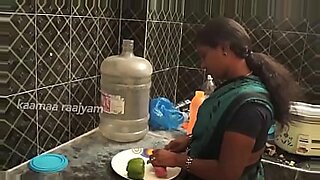 Kitchen romance between maid and debtor