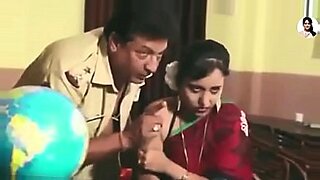 Hot Indian porn video: Chachi gets naughty in police station.