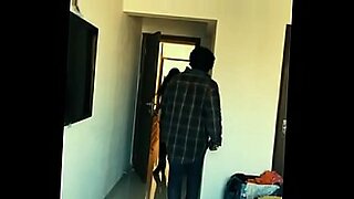 Outdoor sex with a hot aunt who shaves her pussy.