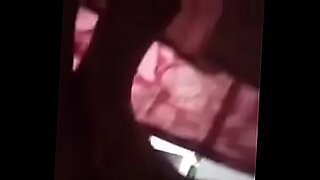Married woman helps her friend to get some satisfaction.