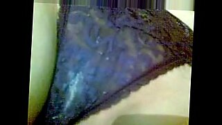 tanga encajes morados