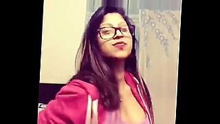 Beautiful Indian woman showing her boobs.