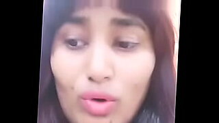 Swathi Naidu gives her new number to get free video sex.
