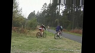 Milf group fucked and cummed over outdoors