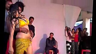 Hot Indian girl dances on stage.