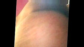 Hot gay video of an Indian guy enjoying alone time at home.