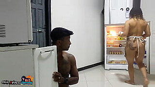 CHAMEI MARCIO BAIANO OFFICIAL PRA CONCERTAR O MEU ARMARIO E NAO RESISTIU DE ME VER TODA GOSTOSA E QUIZ SEXO - COMPLETO NO RED