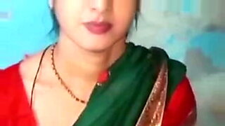Reshma Bhabhi’s boyfriend gets to see her in action and joins in.