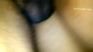 More hot Indian bhabhi action with friend.