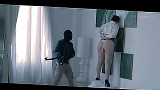 Cielitobebe es una azafata que cae en manos de un exconvicto alemán (Trailer Parte 1)