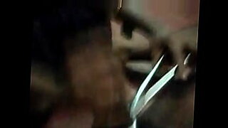 Tamil house wife gives a very hot oil massage.