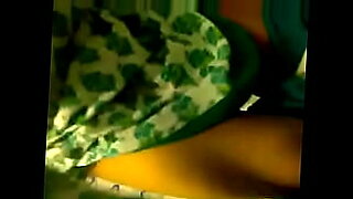 Indian girl urinates in this adult video.