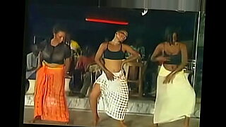 Video    Le Leumbeul Versus Mapouka 3
