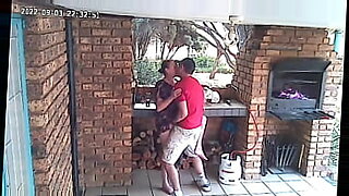 Spy camera : duo caught fucking on the porch of the nature reserve