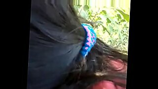 A hot Indian village girl gives a great blowjob.