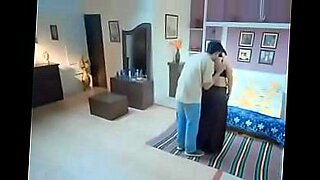 Hidden camera captures Indian desi girl in hot erotic video.