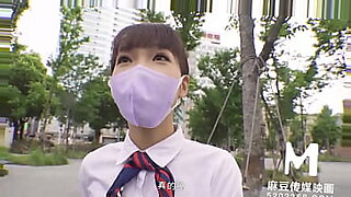 Trailer Picking Up on the Street Asceticism Booby Wife Li Run Xi MDAG 0011