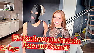 Fã sortudo ganhou sorteio pra me comer!