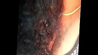Married Indian house wife showing her big melons