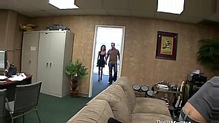 Naughty wife does a stranger and she loves it