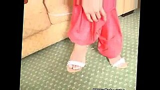 Hardcore video with an Indian babe who gives a blowjob and gets pounced on.