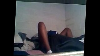 Magnumthin eating pussy